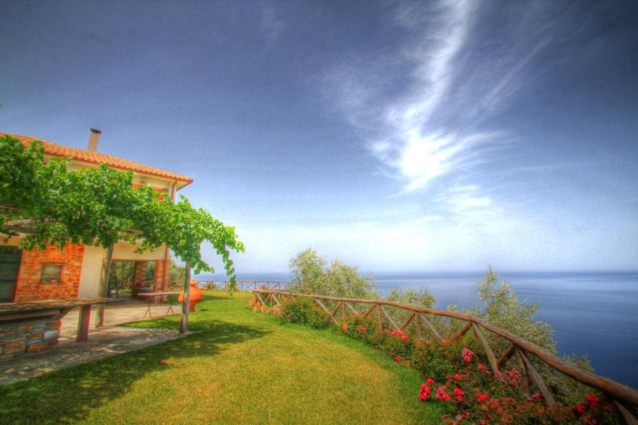 Villa Armonia Neochori  Luaran gambar